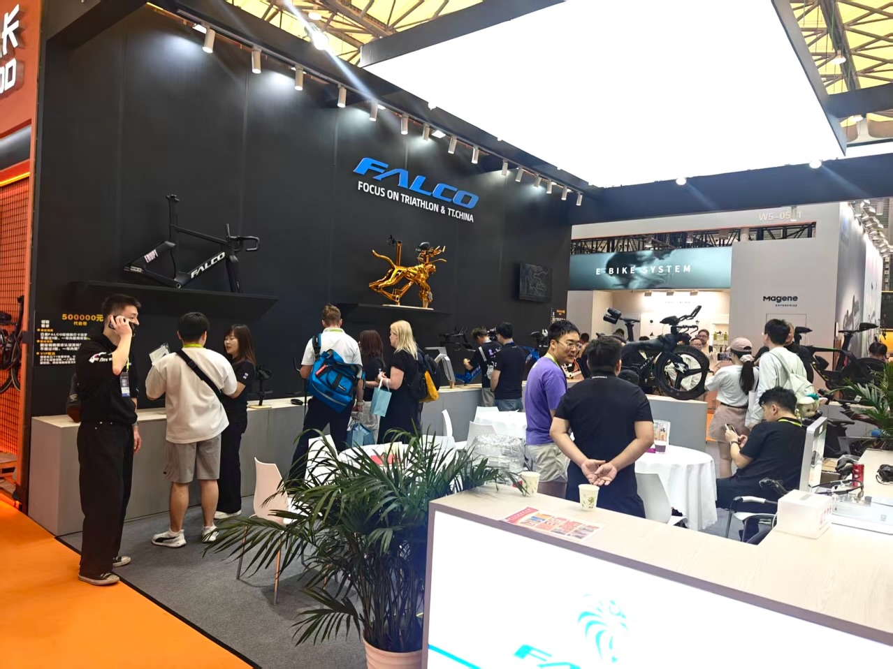Day 1 at the Falco Cycle Show and the energy was unreal!