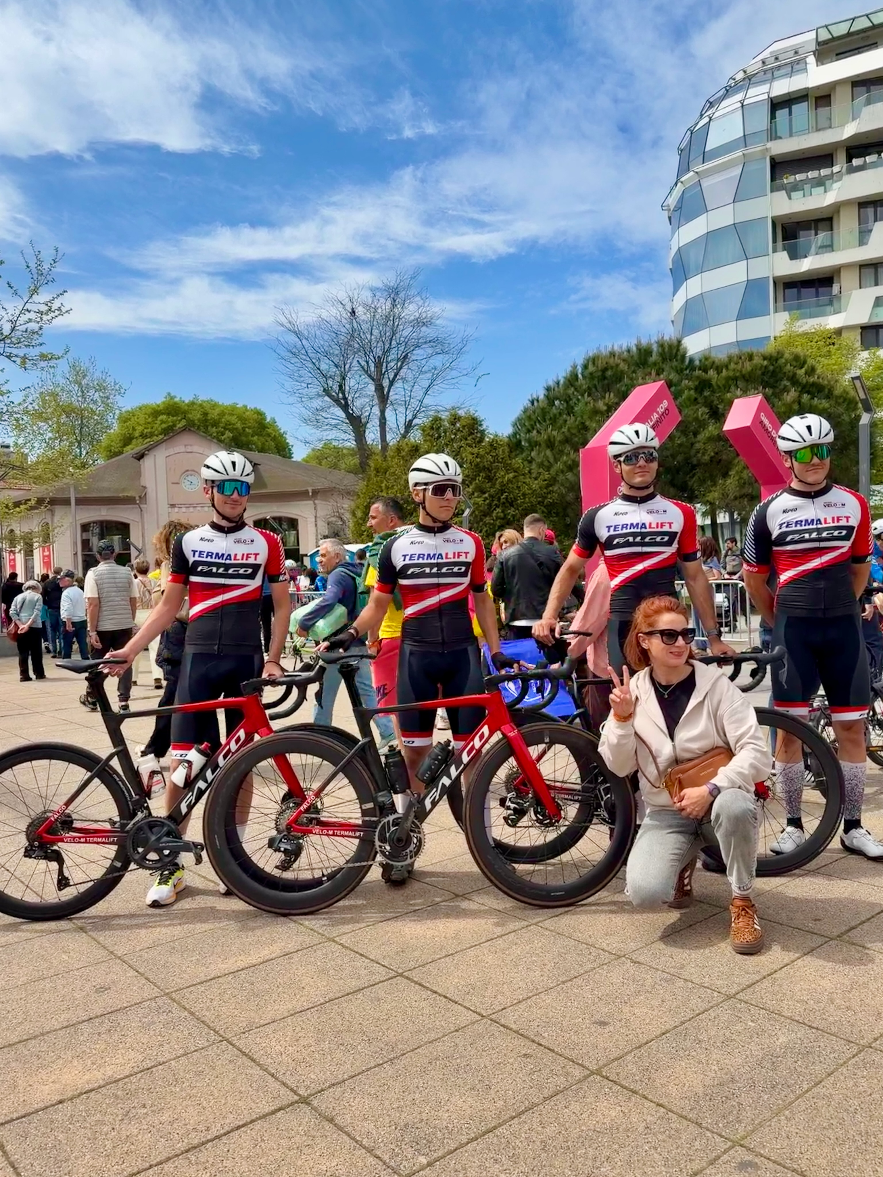 And once again, this year we had lots of fans at @giroditalia !